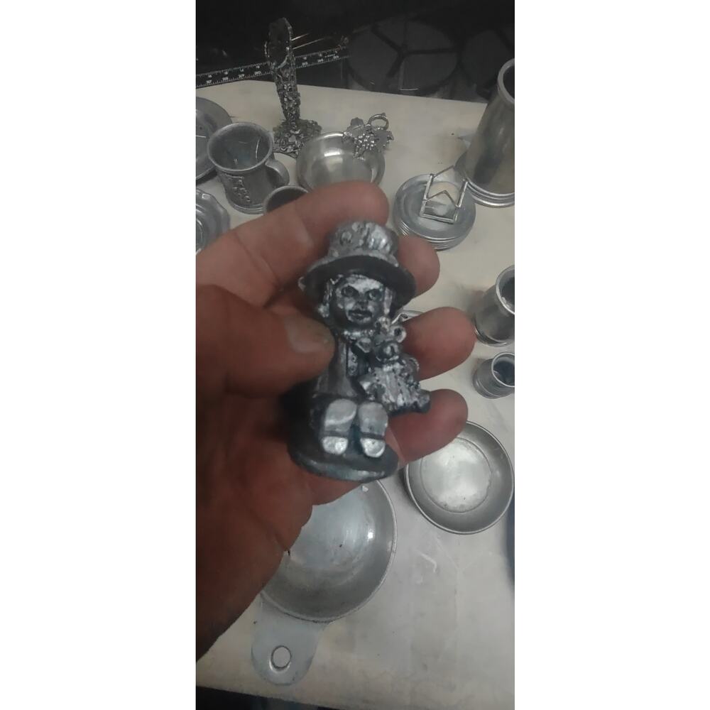 Pewter - Picture 14 of 16